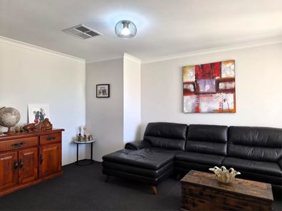 4 Largs Way, Port Kennedy WA 6172