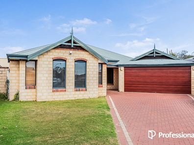 34 Stormbird Loop, Currambine WA 6028