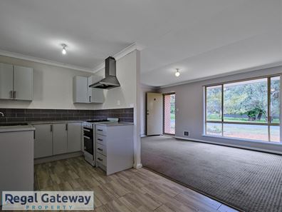 18 Dellavanzo Street, Maddington WA 6109