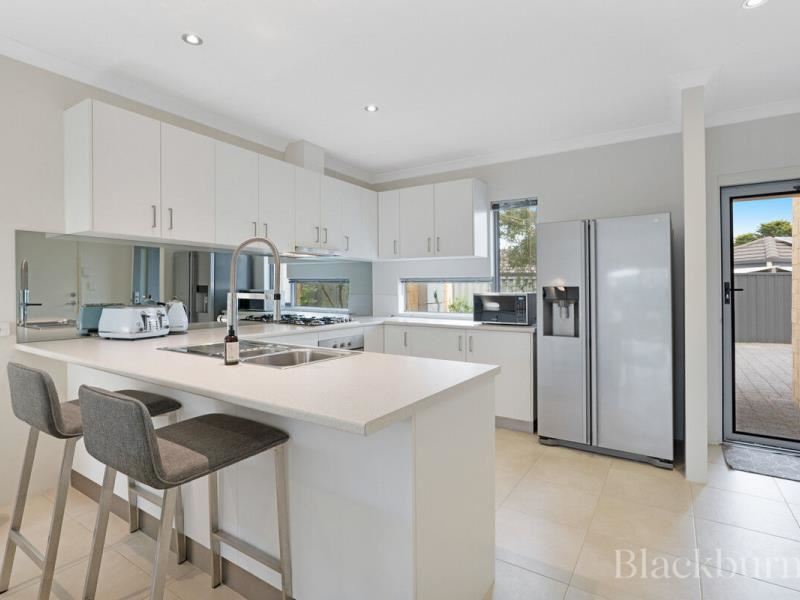 27b Wardlow Way, Balga WA 6061