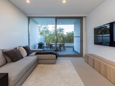 7/2 Milyarm Rise, Swanbourne WA 6010