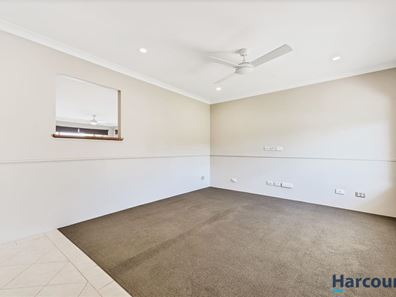 44 Viridian Drive, Banksia Grove WA 6031