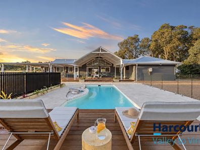 136 Liberte Crescent, Baskerville WA 6056