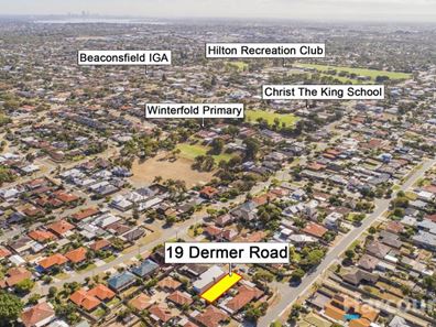 19 Dermer Rd, Beaconsfield WA 6162