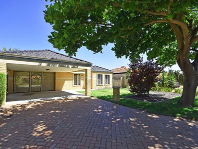 12 Napoli Avenue, Ellenbrook WA 6069