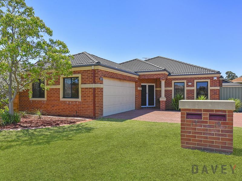 17 Sumner Mews, Landsdale WA 6065