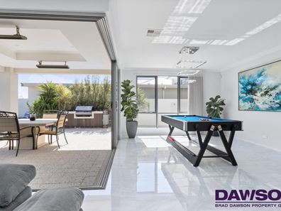 15 Hydaspe Vista, North Coogee WA 6163