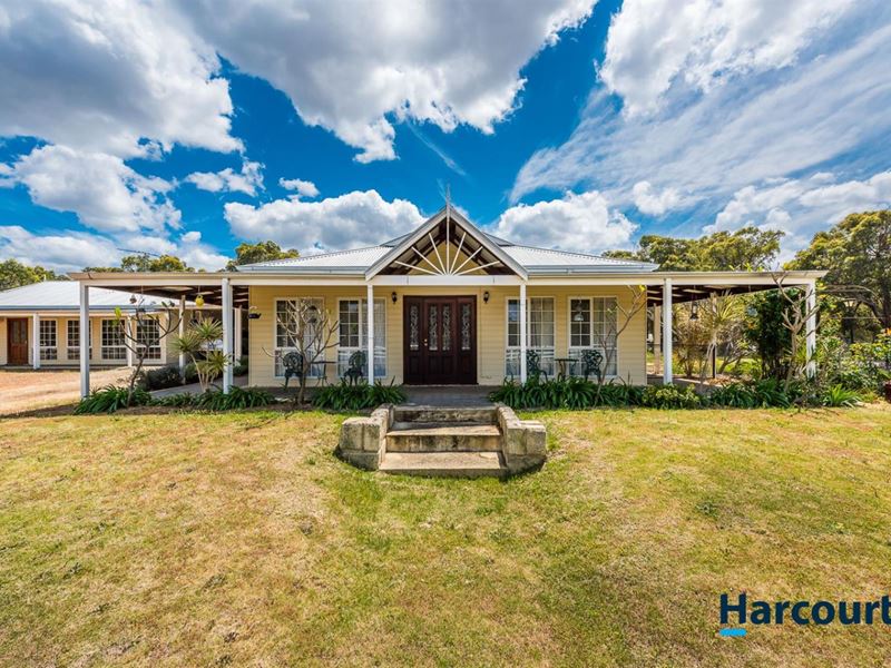 59 Leschenaultia Drive, Chittering