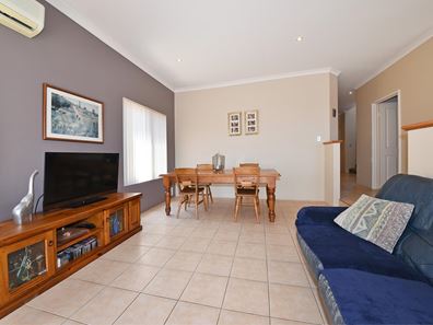 17 Ferndale Corner, Mindarie WA 6030