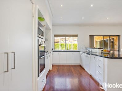 55 Sandringham Promenade, Canning Vale WA 6155