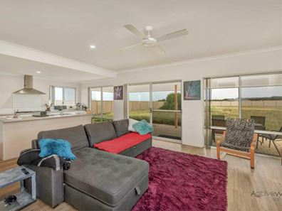 28 Wisteria Parade, Moresby WA 6530