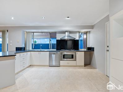 9 Blackberry Ramble, Byford WA 6122