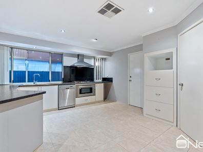 9 Blackberry Ramble, Byford WA 6122