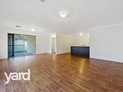 2/24 Tait Street, Armadale WA 6112