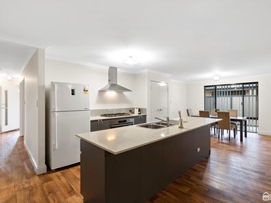 15 Peniche Road, Byford WA 6122
