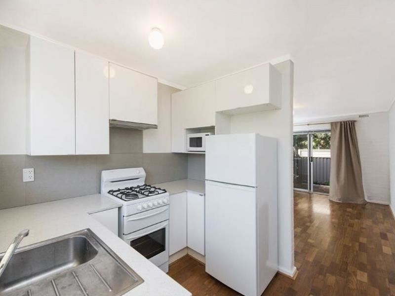 4/15 Currie St, Jolimont
