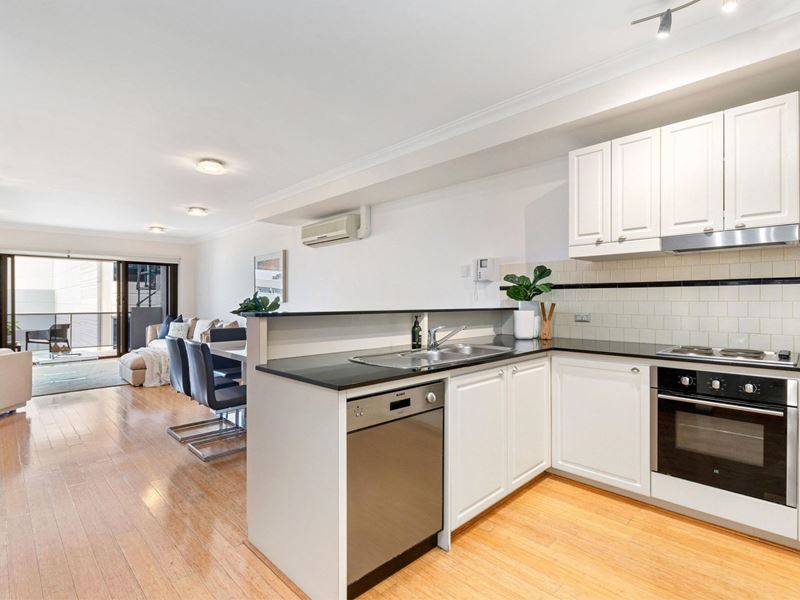1/2 Agnew Way, Subiaco