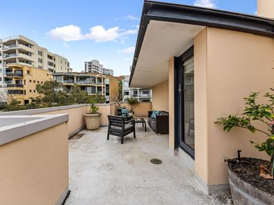 612/112 Mounts Bay Road, Perth WA 6000