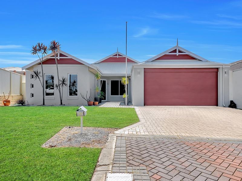 35 Turner Parkway, Carramar