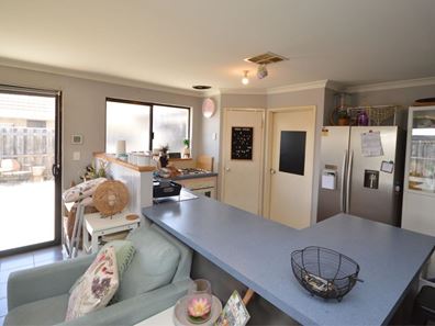 4/67-69 Braemore Street, Seville Grove WA 6112