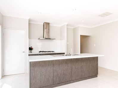 57 Wellman Avenue, Piara Waters WA 6112