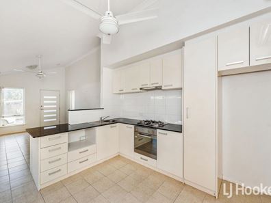 33 Ferguson Street, Falcon WA 6210