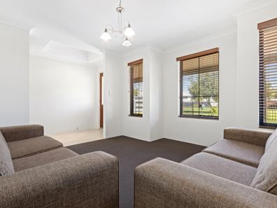 114 Fisher St, Rockingham WA 6168