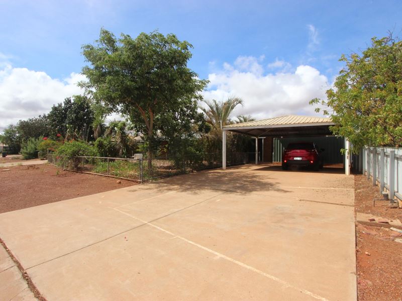 6 Crockett Way, Millars Well