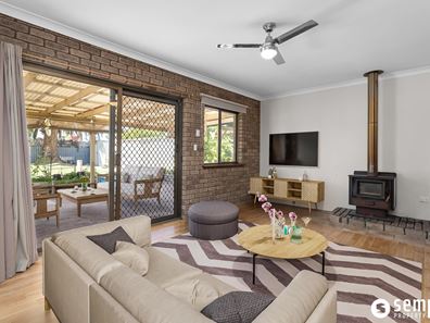 4 Crake Place, Yangebup WA 6164