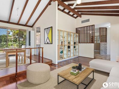 4 Crake Place, Yangebup WA 6164