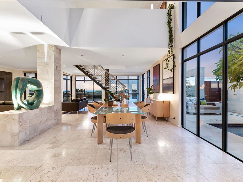 44 Oceanside Promenade, Mullaloo