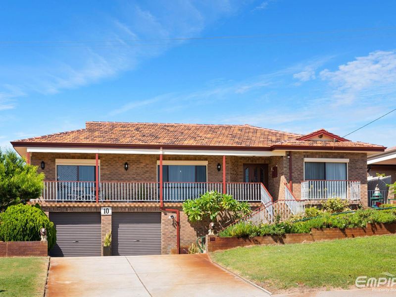 10 McCombe Avenue, Samson