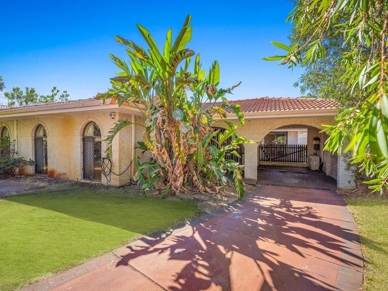 19 Warrigal Way, Greenwood WA 6024
