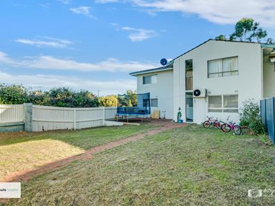 7/26 Salcott Road, Girrawheen WA 6064