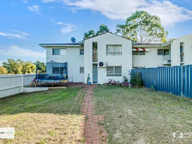 7/26 Salcott Road, Girrawheen WA 6064