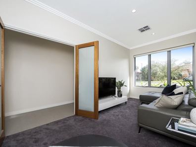 6 Printer Street, Dianella WA 6059