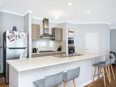 7 Winpara Way, Baldivis WA 6171
