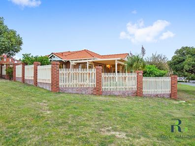 15a Woodley Crescent, Melville WA 6156