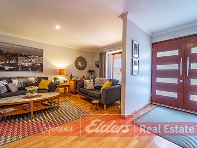 5 Carpentaria Drive, Port Kennedy WA 6172