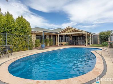 71 Cantrell Circuit, Landsdale WA 6065