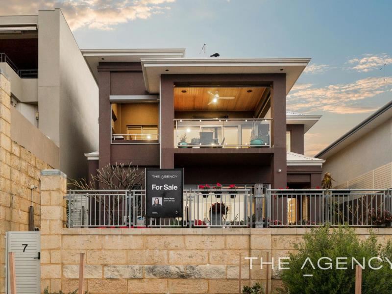 7 Penryn Lane, Mindarie