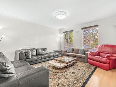 30 Storey Road, Thornlie WA 6108