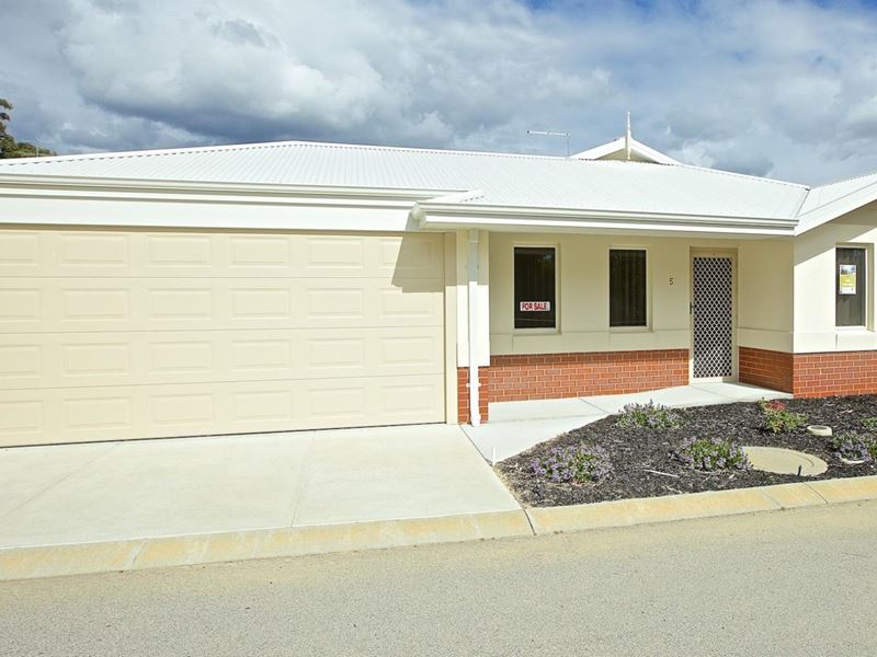 4/345 Hawtin Road, Forrestfield