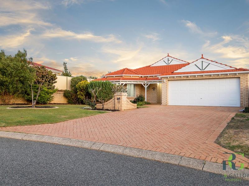 12 Exley Close, Kardinya