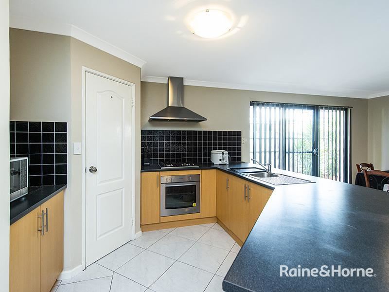 22 ELMINA AVENUE, Ellenbrook