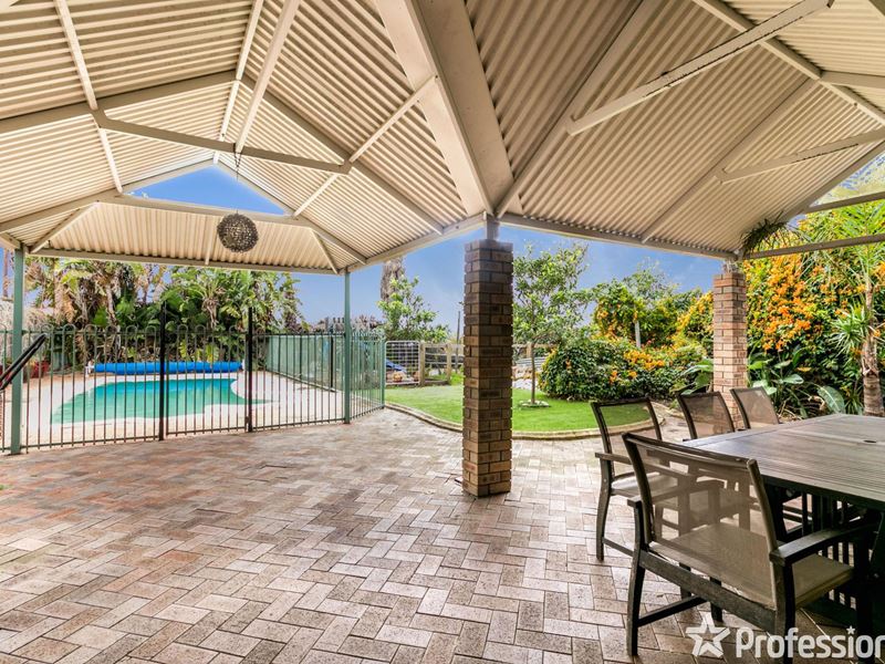 4 Gum Court, Yangebup