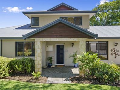 1 Oxcliffe Road, Doubleview WA 6018