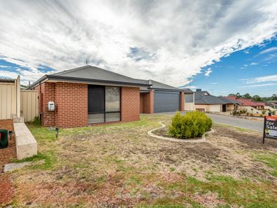 18 Jacaranda Loop, Collie WA 6225