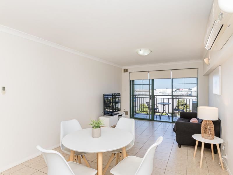 29/167 Grand Boulevard, Joondalup