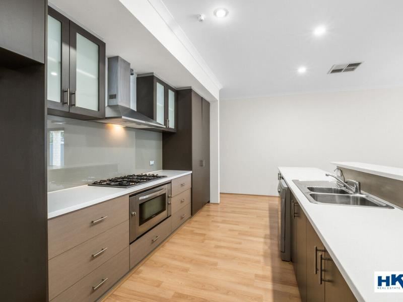 18 Ollave Circuit, Aveley